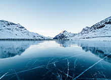 西甲综合:巴萨大胜西班牙人 9分优势领跑